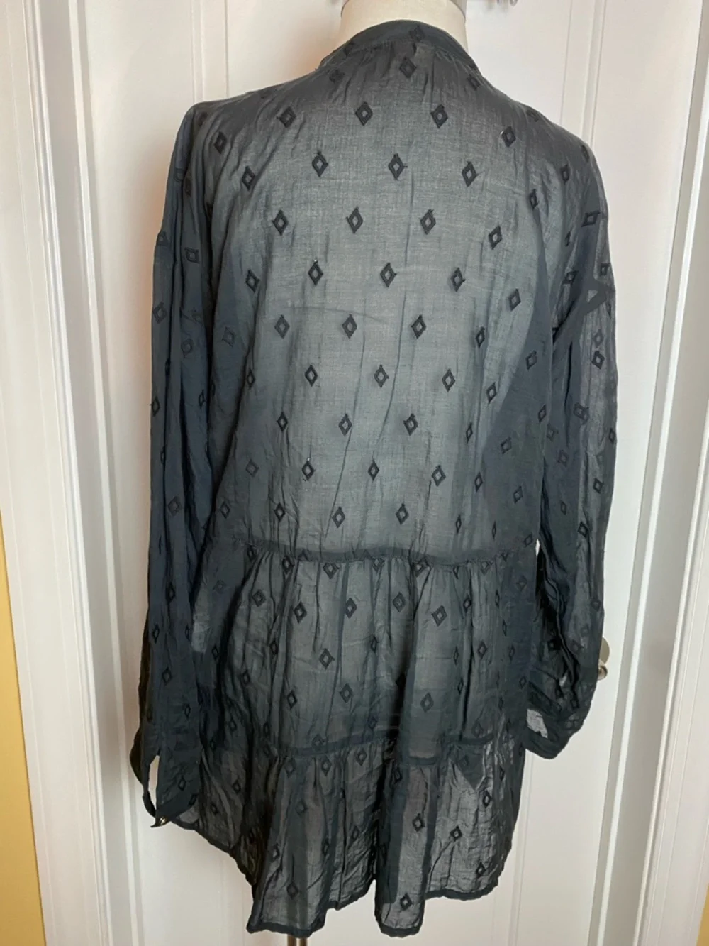 Anthropologie Pilcro Black Tunic Blouse Size M Oversized Tiered Peasant Boho - Picture 9 of 15